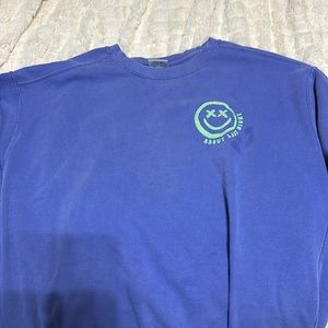 keep smiling sweatshirt